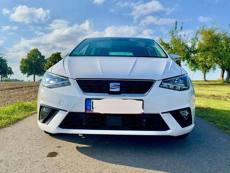 Weiß Gebraucht 2019 Seat Ibiza Style Kleinwagen | 13.985 € (Fairer Preis) - Bild 1/4
