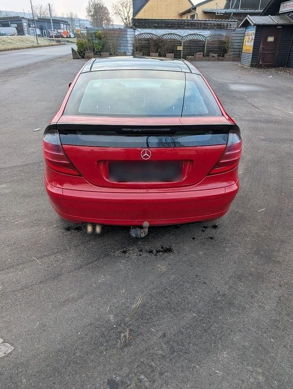Gebraucht Mercedes CL200 122 PS (89 kW) 2003 Rot Coupé