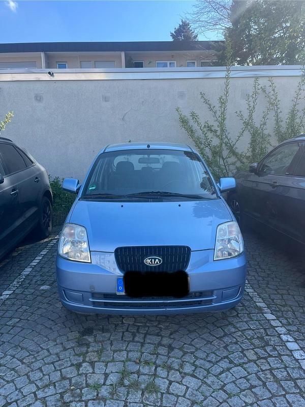 Second-hand Kia Picanto 60 CP (44 kW) 2008 Albastru Hatchback