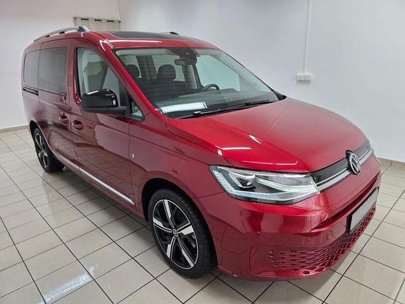 Gebraucht VW Caddy Maxi Style 122 PS (89 kW) 2023 Rot Van / Kleinbus
