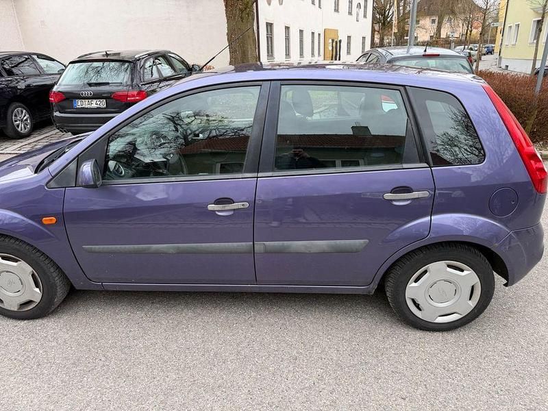 Gebraucht Ford Fiesta Ambiente 60 PS (44 kW) 2006 Schwarz Kleinwagen