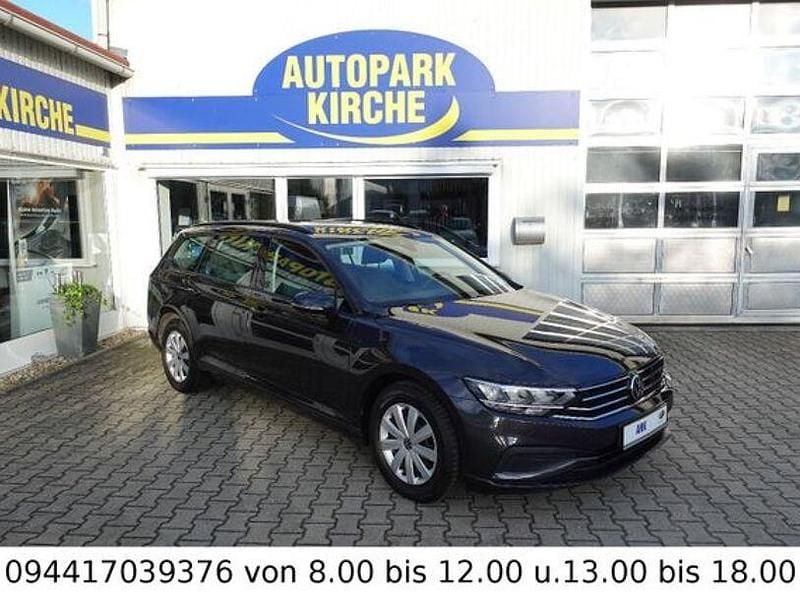 Gebraucht VW Passat 150 PS (110 kW) 2022 Grau Kombi