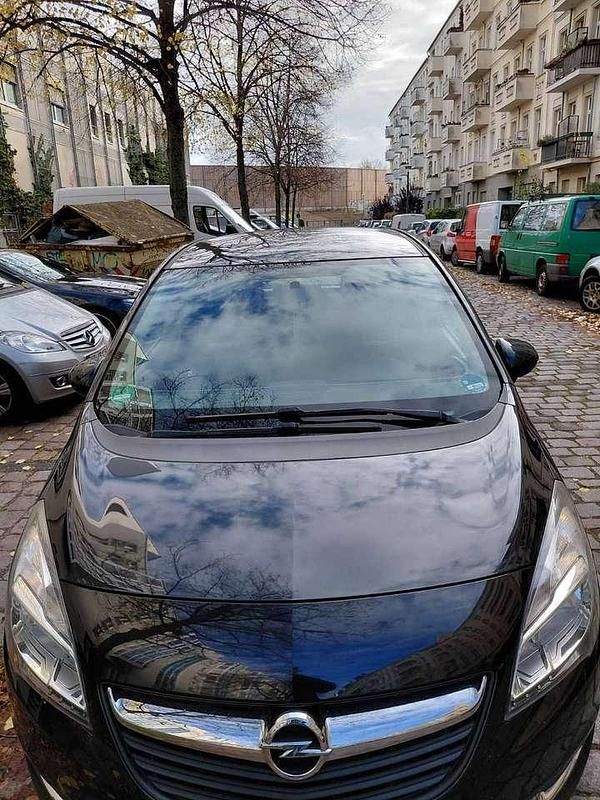 Gebraucht Opel Meriva Innovation 136 PS (100 kW) 2016 Schwarz Van / Kleinbus