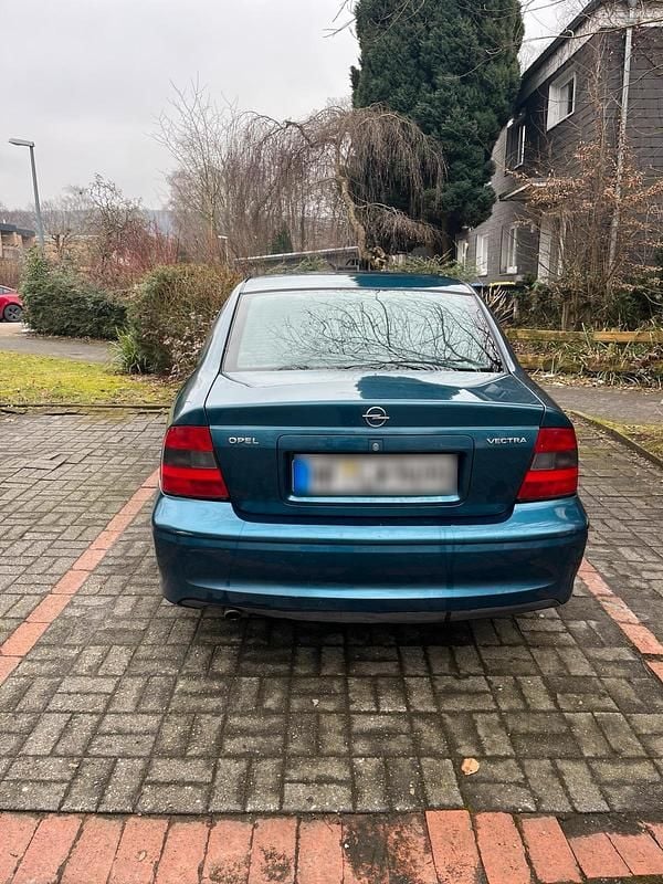 Gebraucht Opel Vectra 105 PS (77 kW) 2001 Blau Limousine