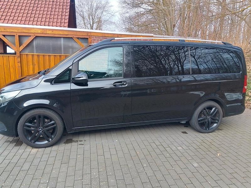 Gebraucht Mercedes V250 190 PS (139 kW) 2016 Schwarz Van / Kleinbus