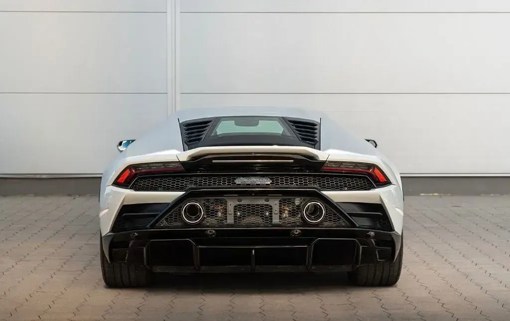 Usata Lamborghini Huracán 610 CV (448 kW) 2021 Grigio