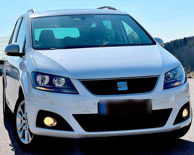 Gebraucht Seat Alhambra 150 PS (110 kW) 2012 Weiß Van / Kleinbus