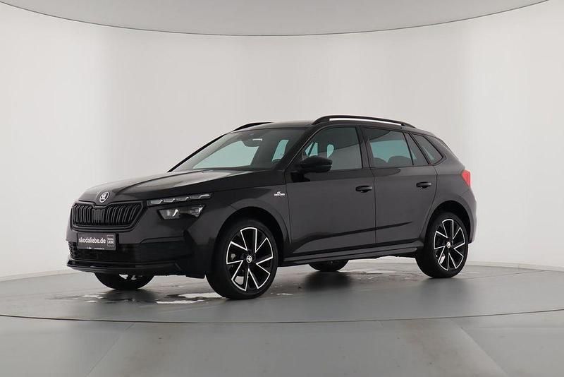 Schwarzmagic perleffekt Gebraucht 2021 Skoda Kamiq Monte Carlo SUV | 24.790 € (Fairer Preis) - Bild 1/4