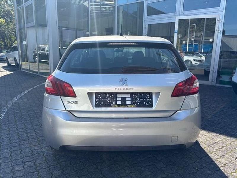 Gebraucht Peugeot 308 Access 82 PS (60 kW) 2014 Grau Limousine