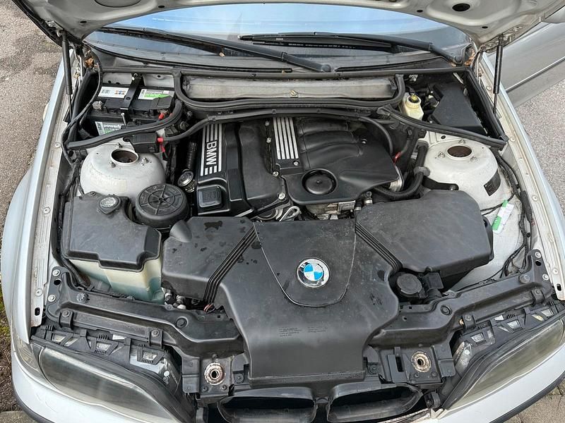 Brugt BMW 316 116 HK (85 kW) 2004 Sølv Sedan