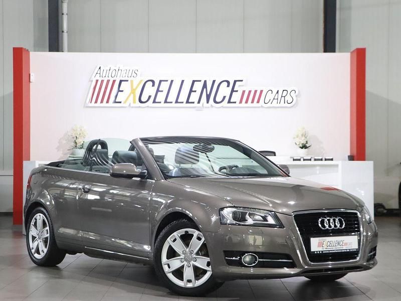Grau Gebraucht 2012 Audi A3 Cabriolet S-Line Cabrio | 12.993 € (Teuer) - Bild 1/4