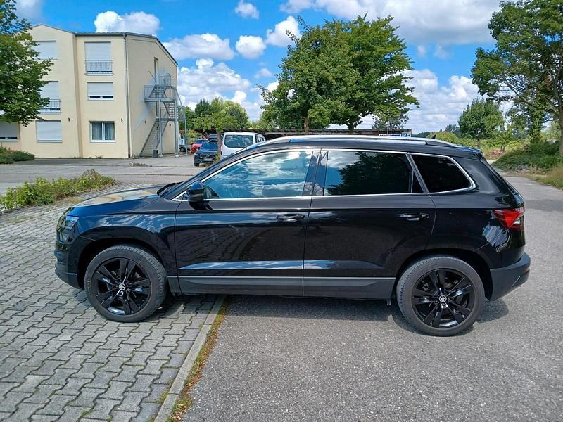 Gebraucht Skoda Karoq 150 PS (110 kW) 2019 Schwarz SUV