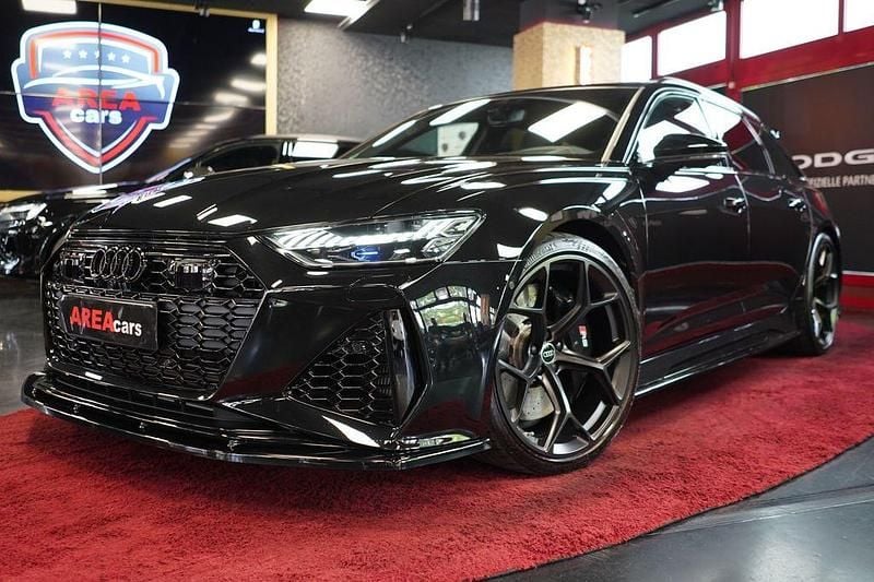 Mythosschwarz metallic Gebraucht 2024 Audi RS6 Performance Kombi | 122.900 € (Superpreis) - Bild 1/4