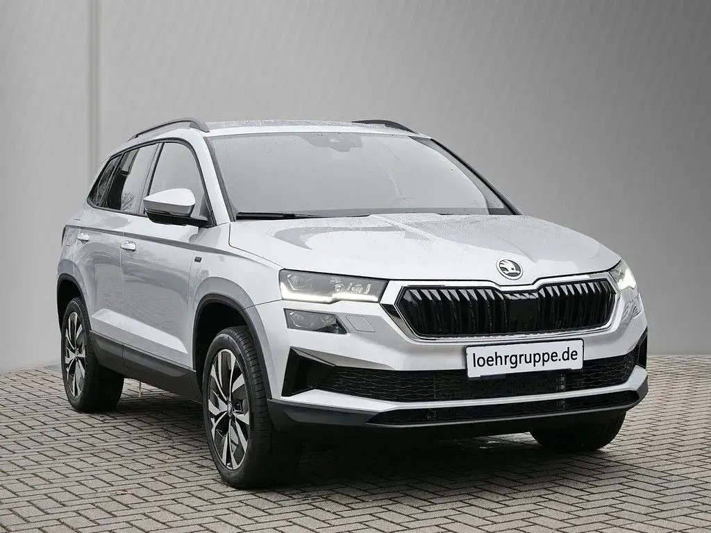 Gebraucht Skoda Karoq Tour 150 PS (110 kW) 2026 Brilliantsilber metallic SUV