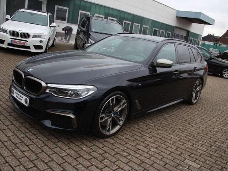 Gebraucht BMW M550 Performance 400 PS (294 kW) 2018 Schwarz Limousine