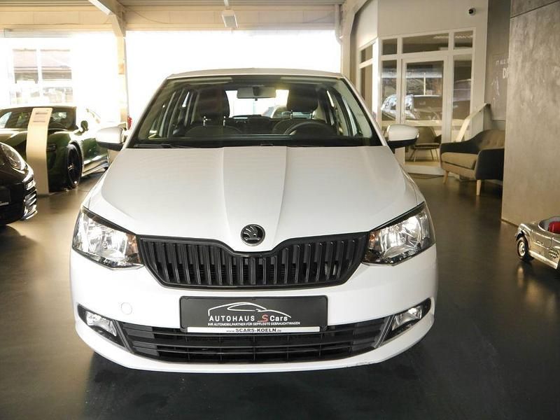Gebraucht Skoda Fabia Cool Plus 75 PS (55 kW) 2018 Bila moon/moon white Kleinwagen