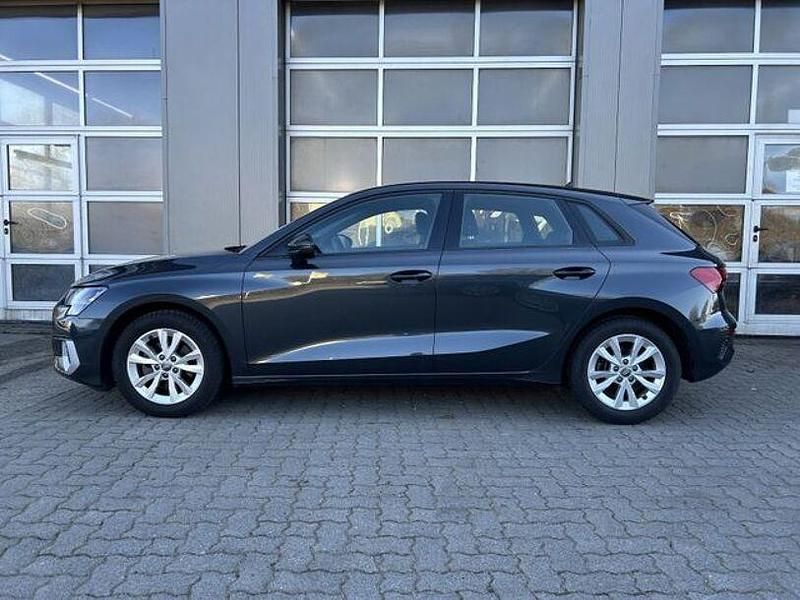Gebraucht Audi A3 Advanced 150 PS (110 kW) 2022 Manhattangrau metallic Limousine