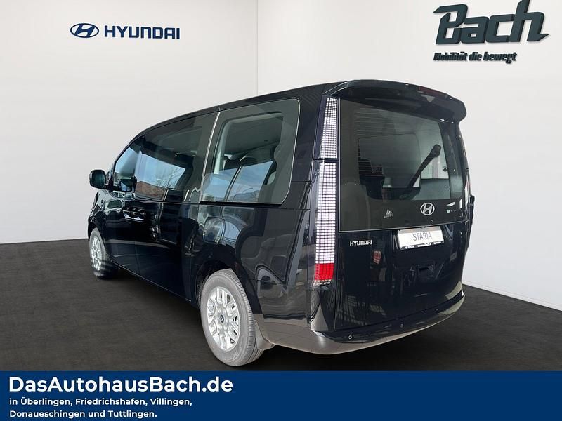 Gebraucht Hyundai Staria Trend 225 PS (165 kW) 2025 Abyss black Van / Kleinbus