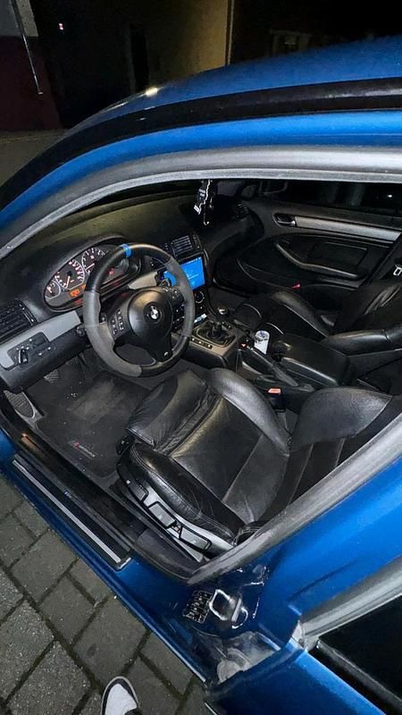 Gebraucht BMW 330 M Sport 231 PS (169 kW) 2001 Blau Limousine