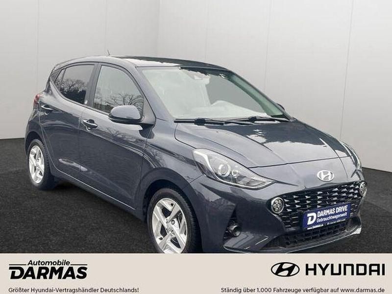Gebraucht Hyundai i10 Edition 30 67 PS (49 kW) 2022 Grau Kleinwagen