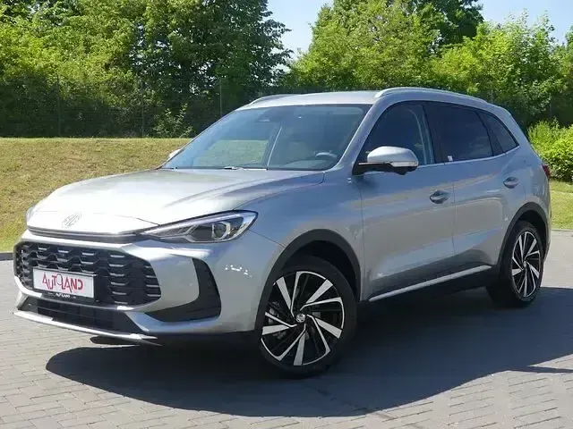 Neu MG ZS Luxury 197 PS (144 kW) 2026 Silber SUV