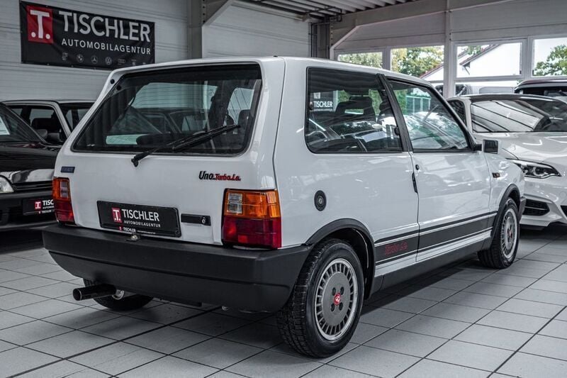 Gebraucht Fiat Uno 105 PS (77 kW) 1988 Weiß Kleinwagen