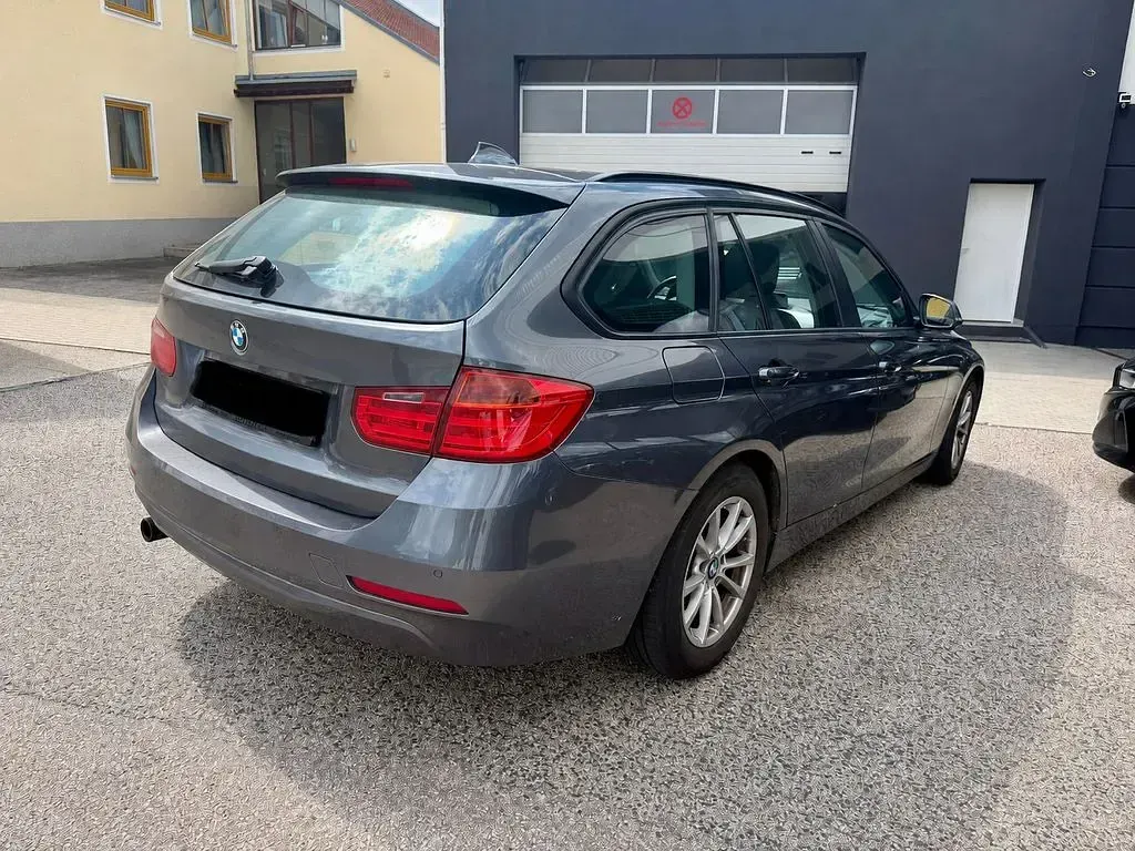 Gebraucht BMW 316 116 PS (85 kW) 2013 Grau Kombi