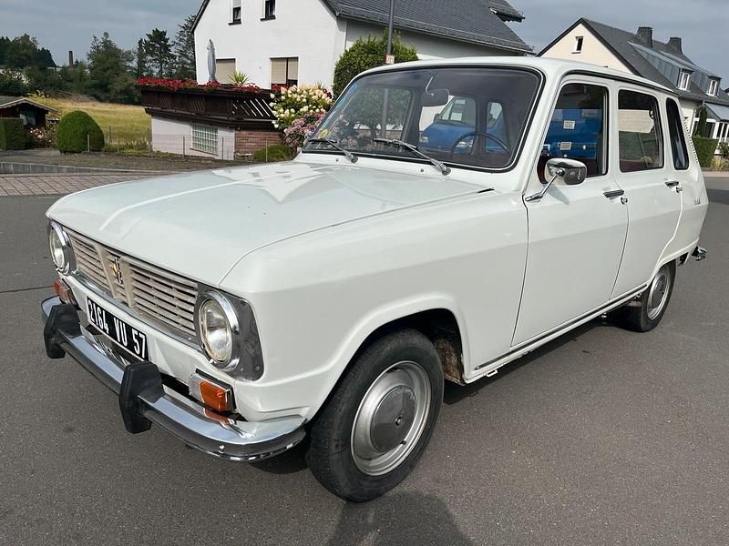 Weiß Gebraucht 1972 Renault R6 Limousine | 4.900 € - Bild 1/4