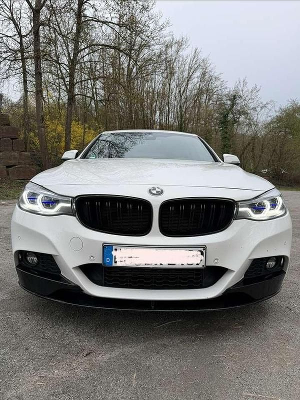 Gebraucht BMW 325 M Sport 224 PS (164 kW) 2017 Weiß Limousine