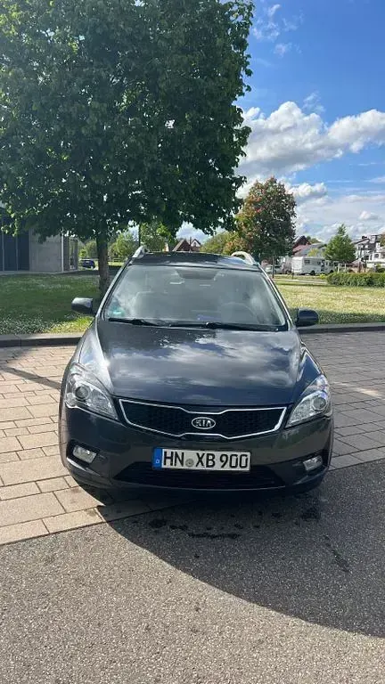 Gebraucht Kia Ceed Sportswagon 90 PS (66 kW) 2012 Grau Kombi