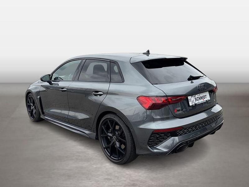 Gebraucht Audi RS3 Sport 400 PS (294 kW) 2022 Grau Limousine