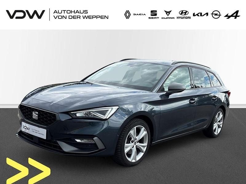 Grau Gebraucht 2023 Seat Leon ST 4Drive Kombi | 28.790 € (Etwas zu teuer) - Bild 1/4