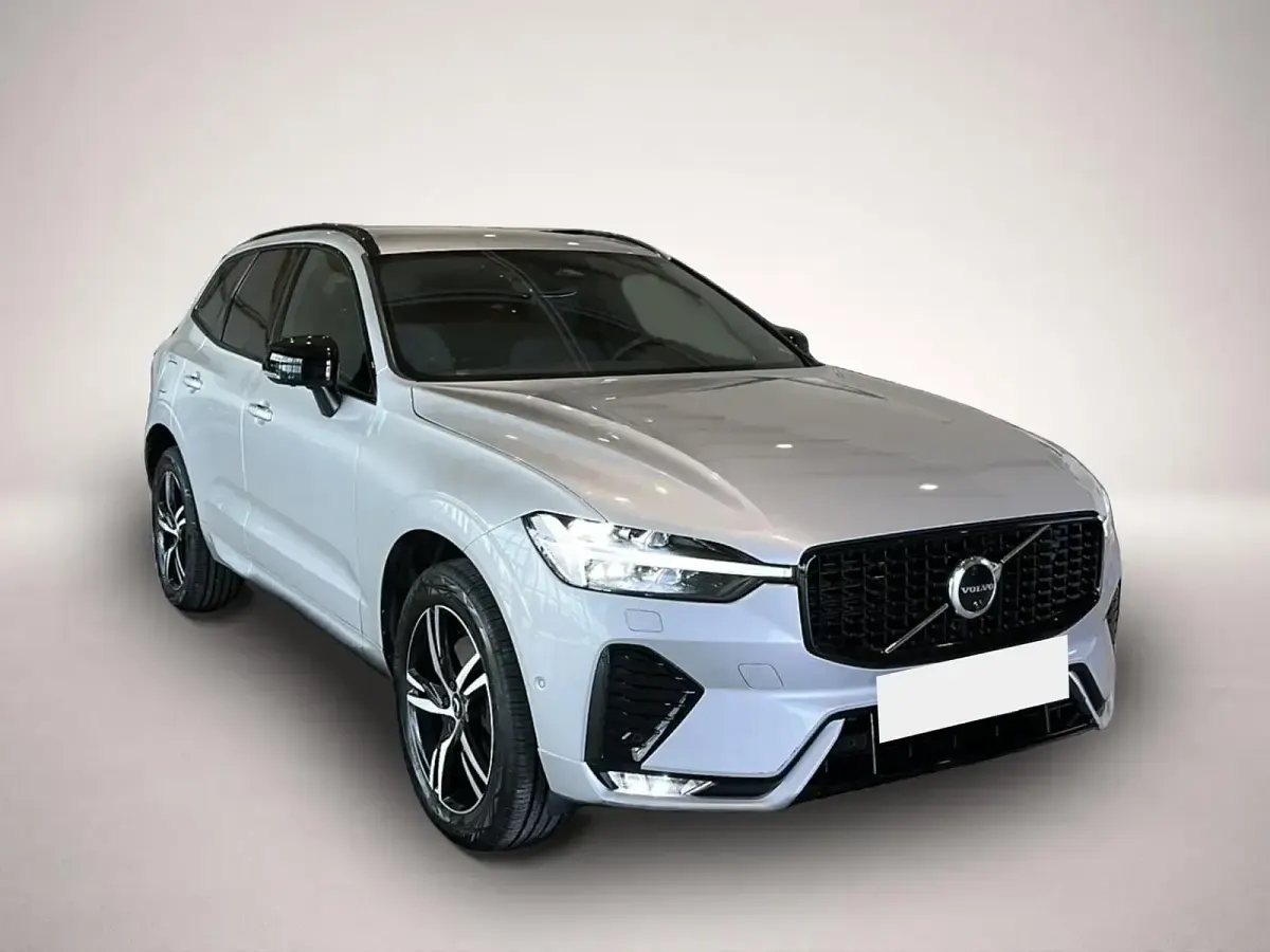 Gebraucht Volvo XC60 R-Design 197 PS (144 kW) 2022 Manufacturer SUV