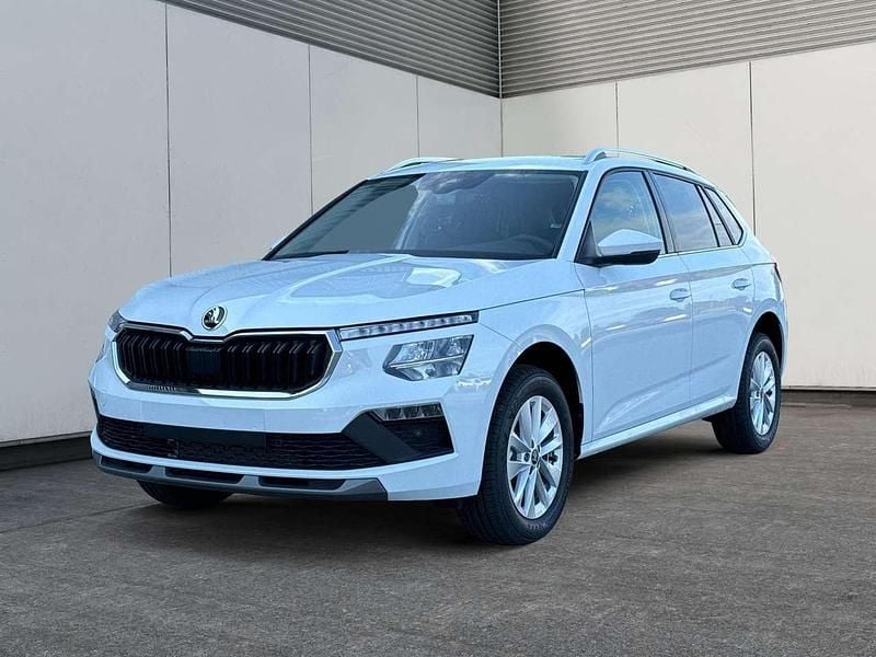 Moonweiß perleffekt Neu 2025 Skoda Kamiq Selection SUV | 26.280 € (Guter Preis) - Bild 1/4