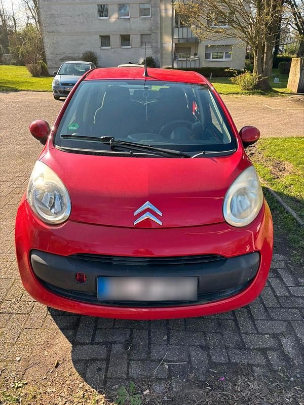Second-hand Citroën C1 68 CP (50 kW) 2006 Roșu Hatchback