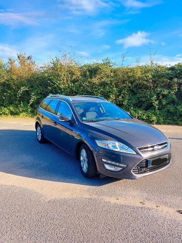 Andere farben Gebraucht 2012 Ford Mondeo Kombi | 5.500 € (Superpreis) - Bild 1/4