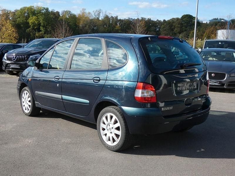 Gebraucht Renault Scénic 139 PS (102 kW) 2003 Grün Van / Kleinbus