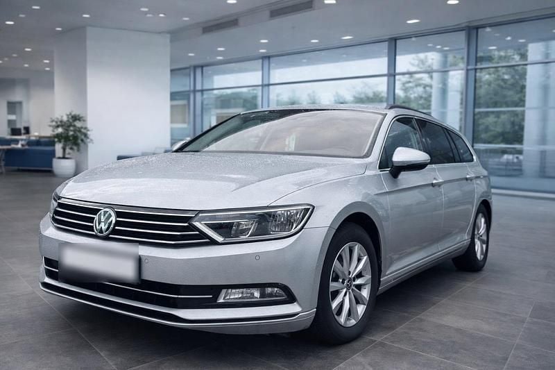 Second-hand VW Passat 150 CP (110 kW) 2018 Argintiu Break