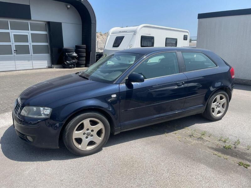 Blau Gebraucht 2005 Audi A3 Ambition Limousine | 2.333 € (Fairer Preis) - Bild 1/4