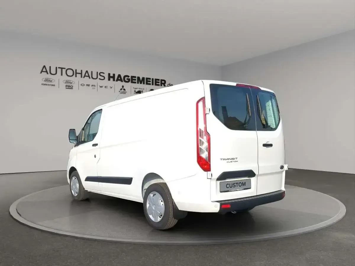 Occasion Ford Transit Custom Trend 105 ch (77 kW) 2024 Blanc Pick-up