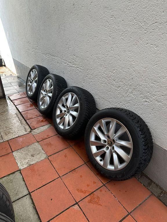 Gebraucht Skoda Superb 190 PS (139 kW) 2016 Schwarz Limousine