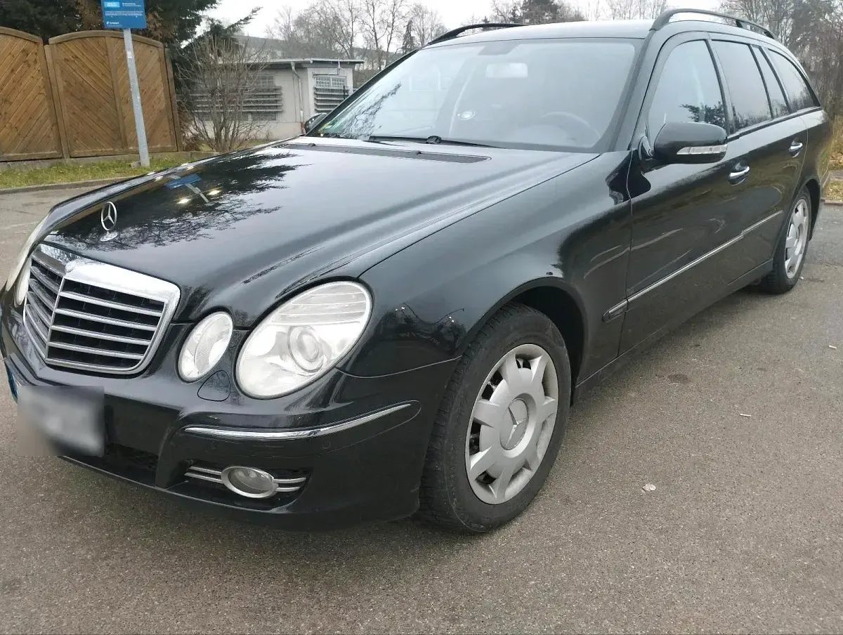 Gebraucht Mercedes E200 Avantgarde 190 PS (139 kW) 2007 Schwarz Kombi