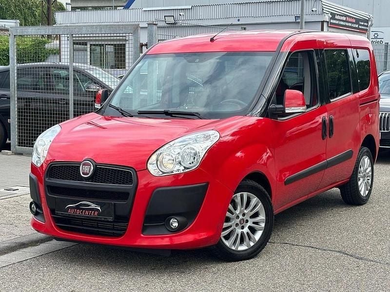 Rot Gebraucht 2011 Fiat Doblò Emotion Van / Kleinbus | 4.600 € (Guter Preis) - Bild 1/4