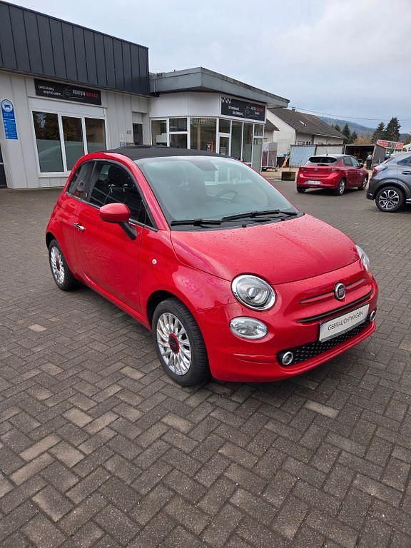 Gebraucht Fiat 500 Red 69 PS (50 kW) 2023 Rot Limousine