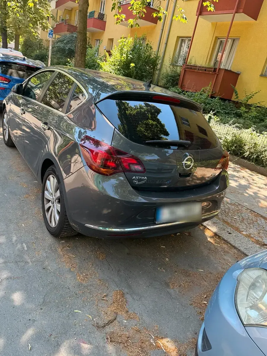 Gebraucht Opel Astra 2013 Silber Kleinwagen