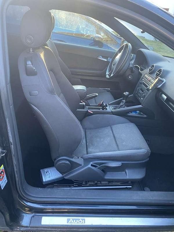 Gebraucht Audi A3 Ambiente 140 PS (102 kW) 2005 Limousine