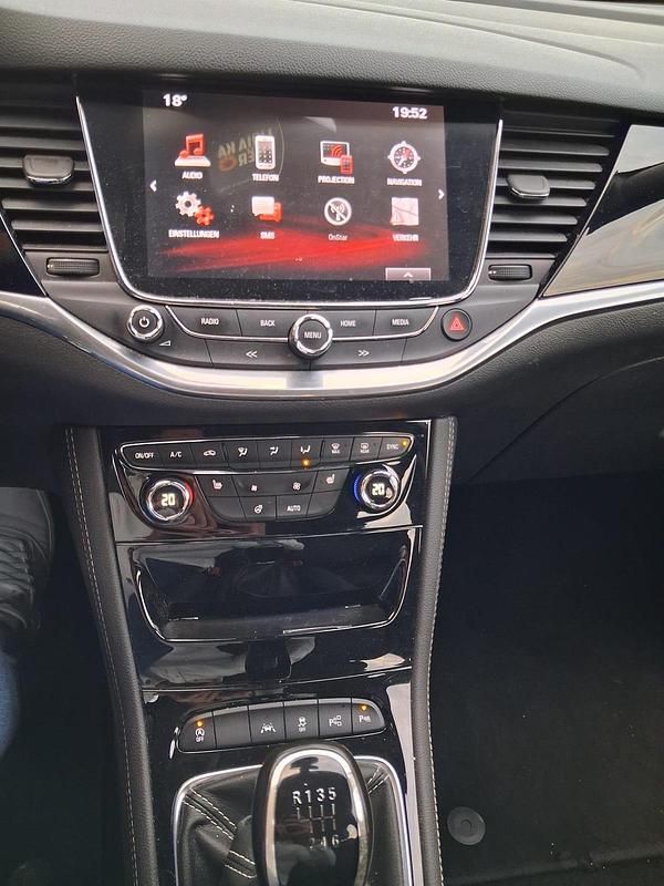 Usata Opel Astra 130 CV (95 kW) 2017 Argento Station wagon