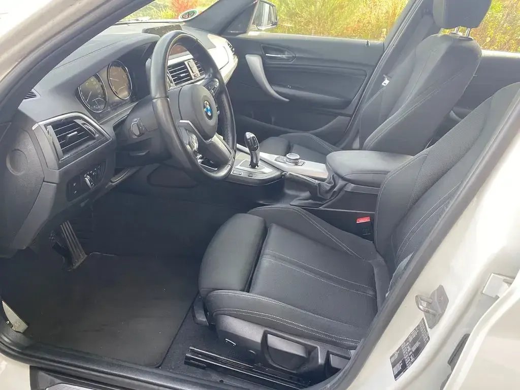 Gebraucht BMW 120 M Sport 190 PS (139 kW) 2019 Weiß Limousine