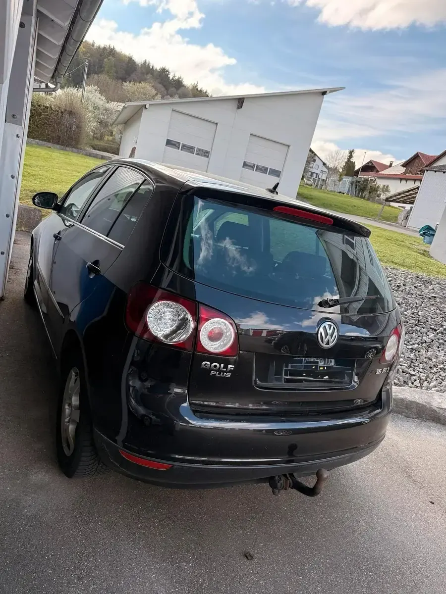Gebraucht VW Golf V 110 PS (80 kW) 2005 Schwarz Kleinwagen