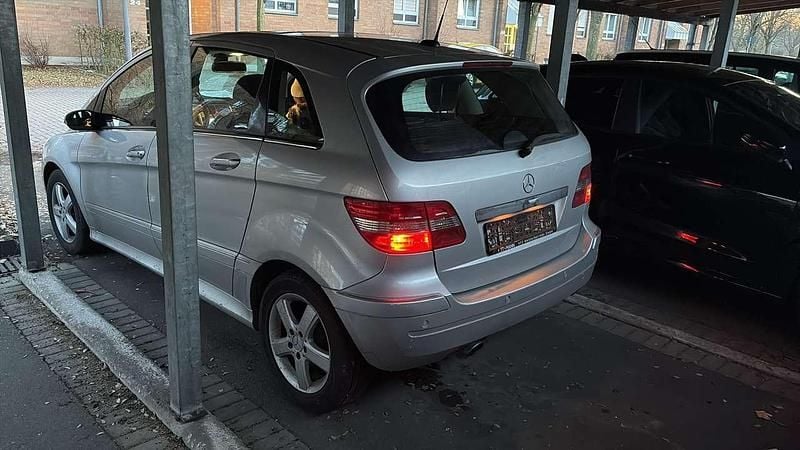 Gebraucht 2007 Mercedes B170 Van / Kleinbus | 2.750 € (Guter Preis) - Bild 1/4